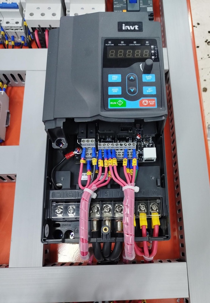 TABLERO POTENCIA Y CONTROL SIST. PRESION CTTE 2BBAS 15HP 3/230V CON VARIADOR INVT (AQUAFLOW)