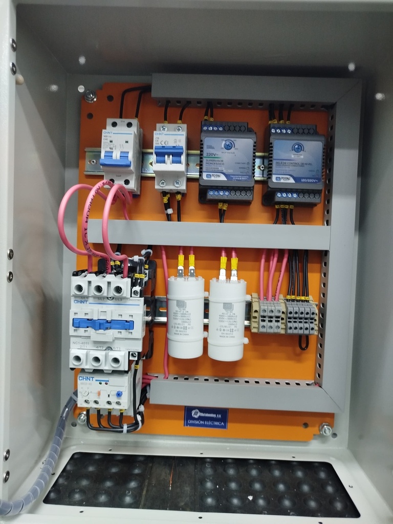 TABLERO DE CONTROL Y POTENCIA P/ MOTOR PANELLI MF SERIE MDE MOD. TMDEPAN007    0,75HP 1PH/230V