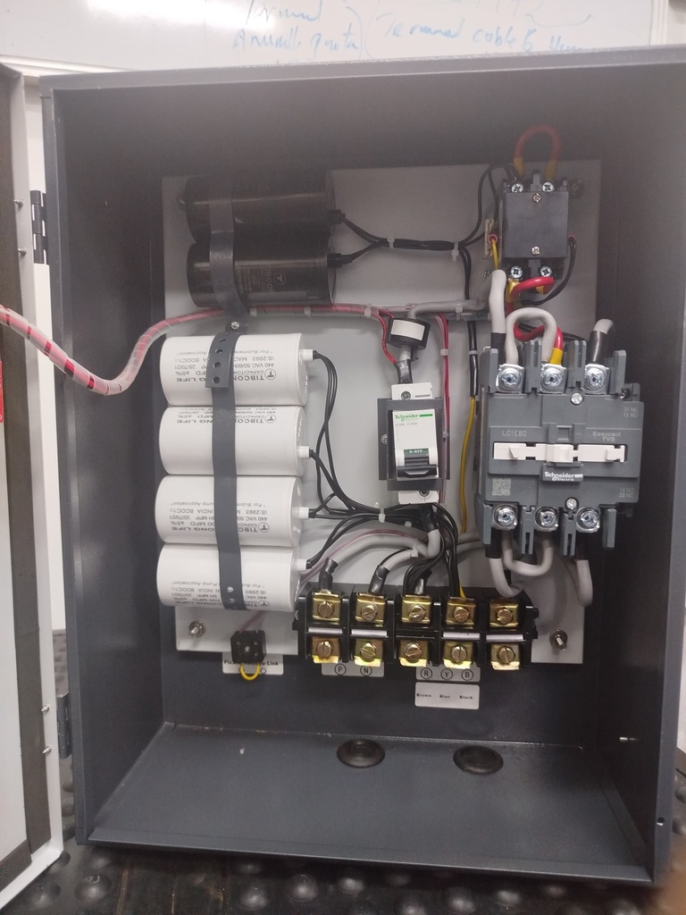 CAJA ARRANCADORA MOTAQUA MF SERIE MKD MODELO MKD075  7,50HP 1PH/230V